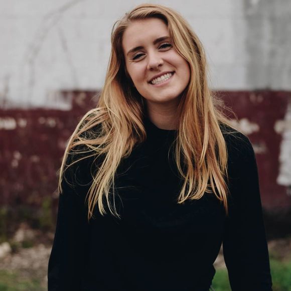 Meet your Posher, Audrey - Picture 1 of 1